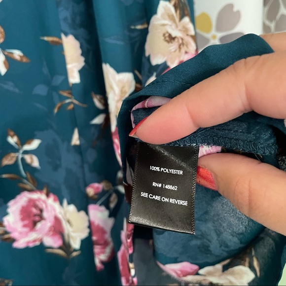 NWT! Torrid teal floral Georgette fit & flare blouse - Picture 10 of 14
